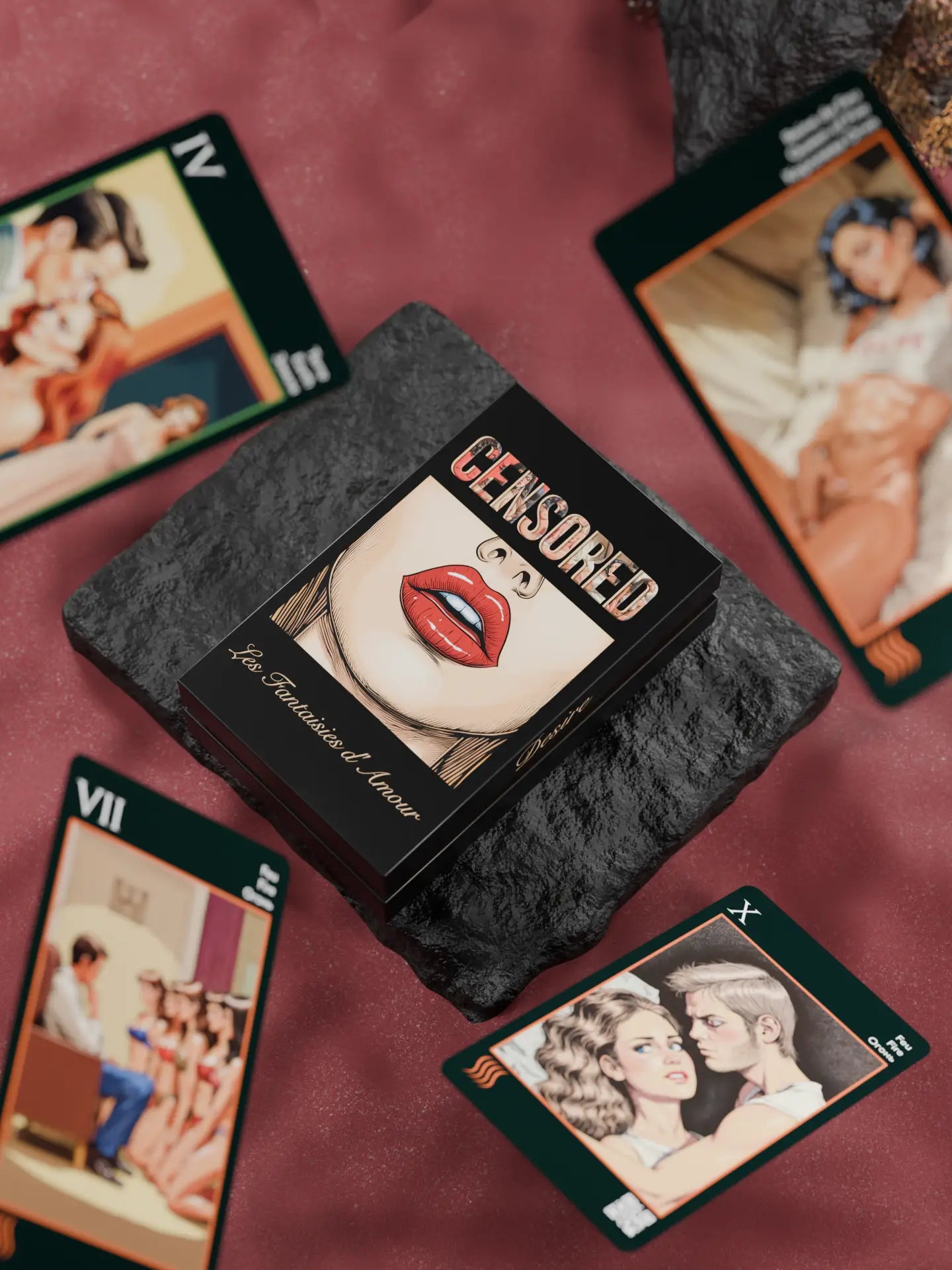 Les Fantaisie d’Amour (Tarot-Manara, 78 cards, Gold Metallic Foil, Black EDGE, Linen Finish)