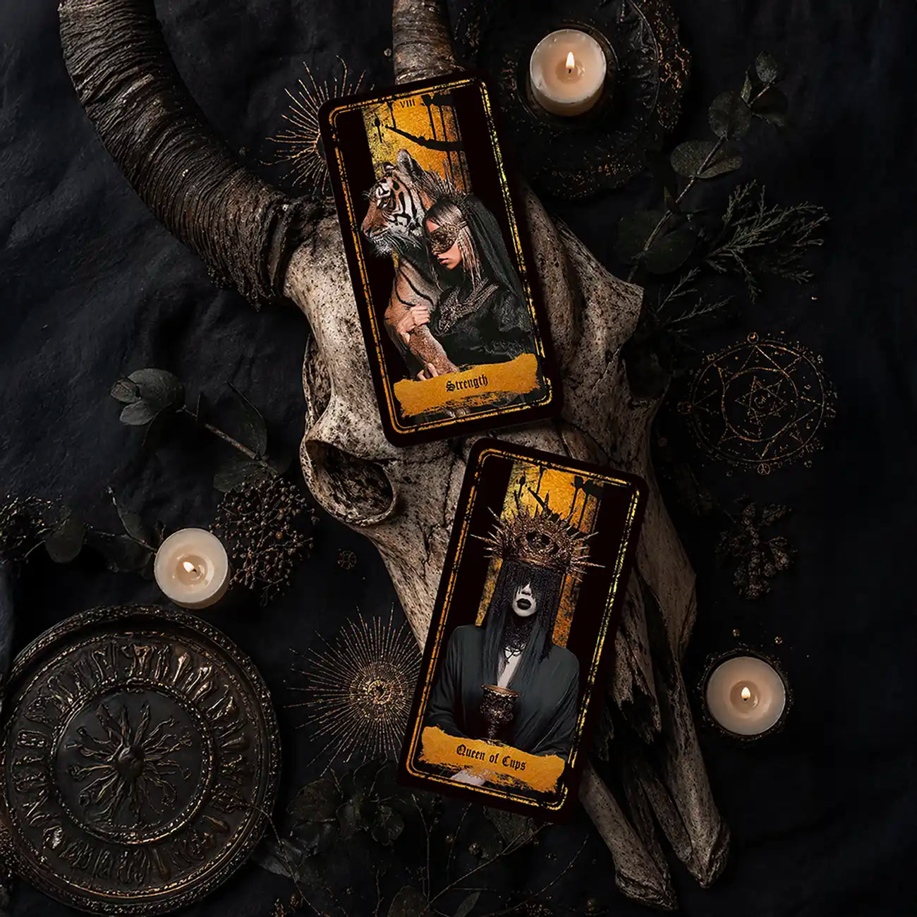 Persona Obscura (Tarot Rider–Waite, 78 Cards, 400gsm, Gilded Edges, Printed Guidebook)