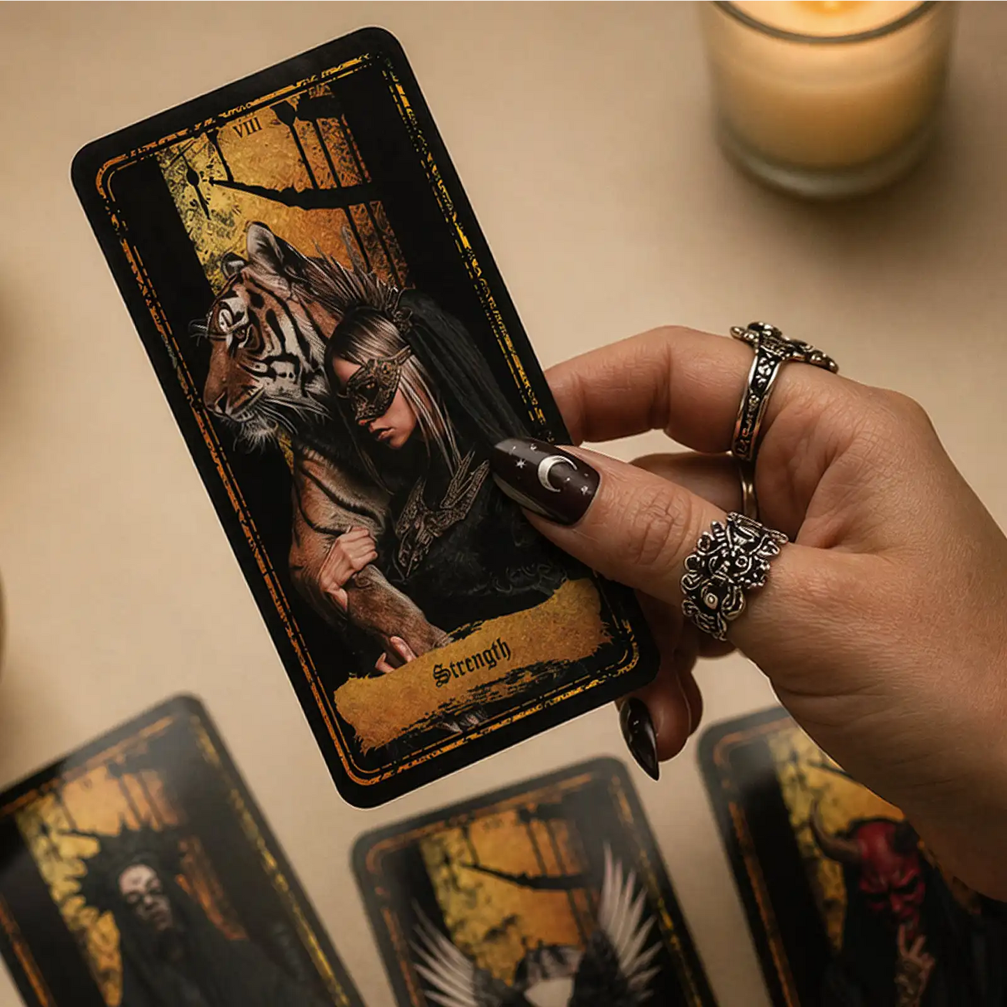 Persona Obscura (Tarot Rider–Waite, 78 Cards, 400gsm, Gilded Edges, Printed Guidebook)