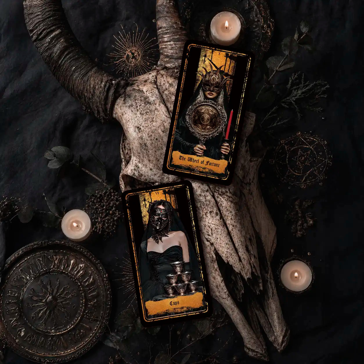 Persona Obscura (Tarot Rider–Waite, 78 Cards, 400gsm, Gilded Edges, Printed Guidebook)