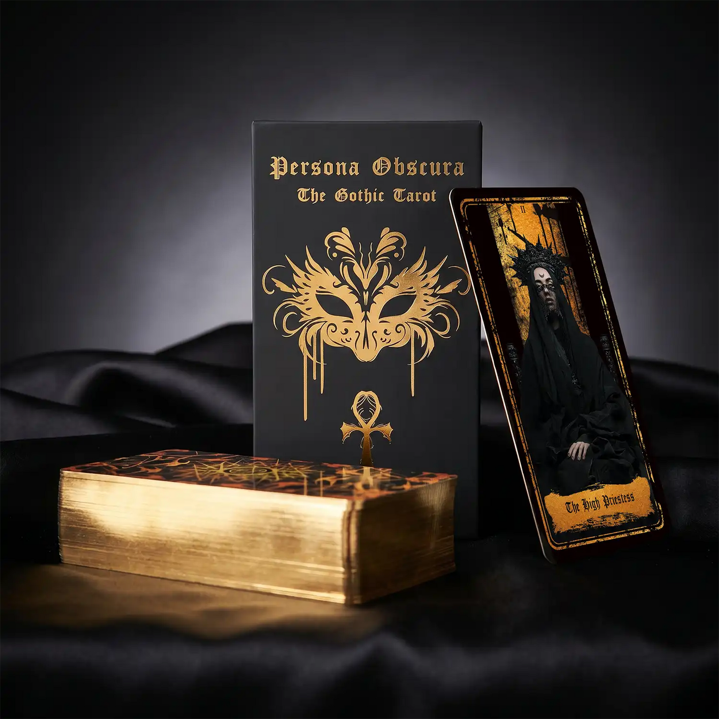 Persona Obscura (Tarot Rider–Waite, 78 Cards, 400gsm, Gilded Edges, Printed Guidebook)
