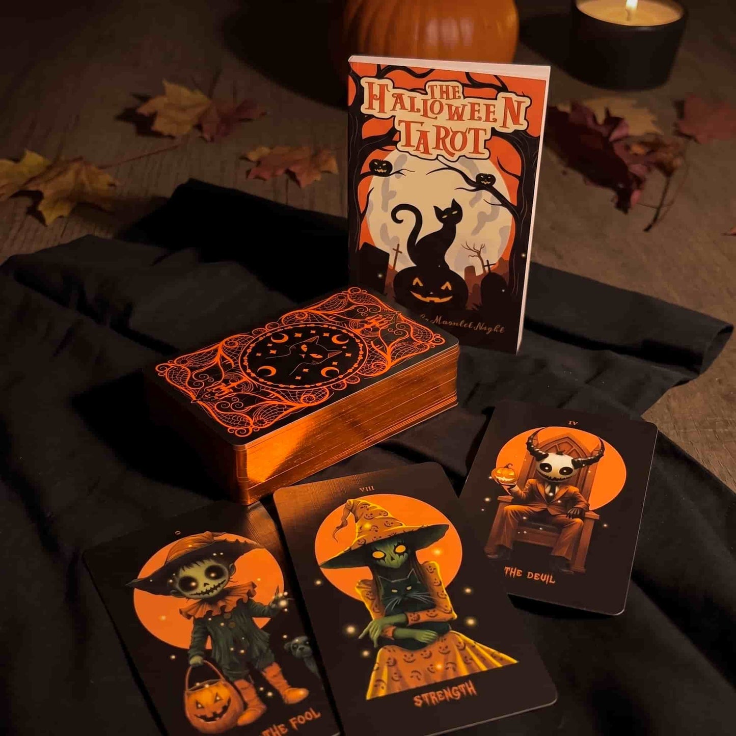 The Halloween Tarot (Tarot Rider–Waite, 81 Cards, Gloss Linen Stock, Pumpkin Gilded Edges, Orange Foil Box)