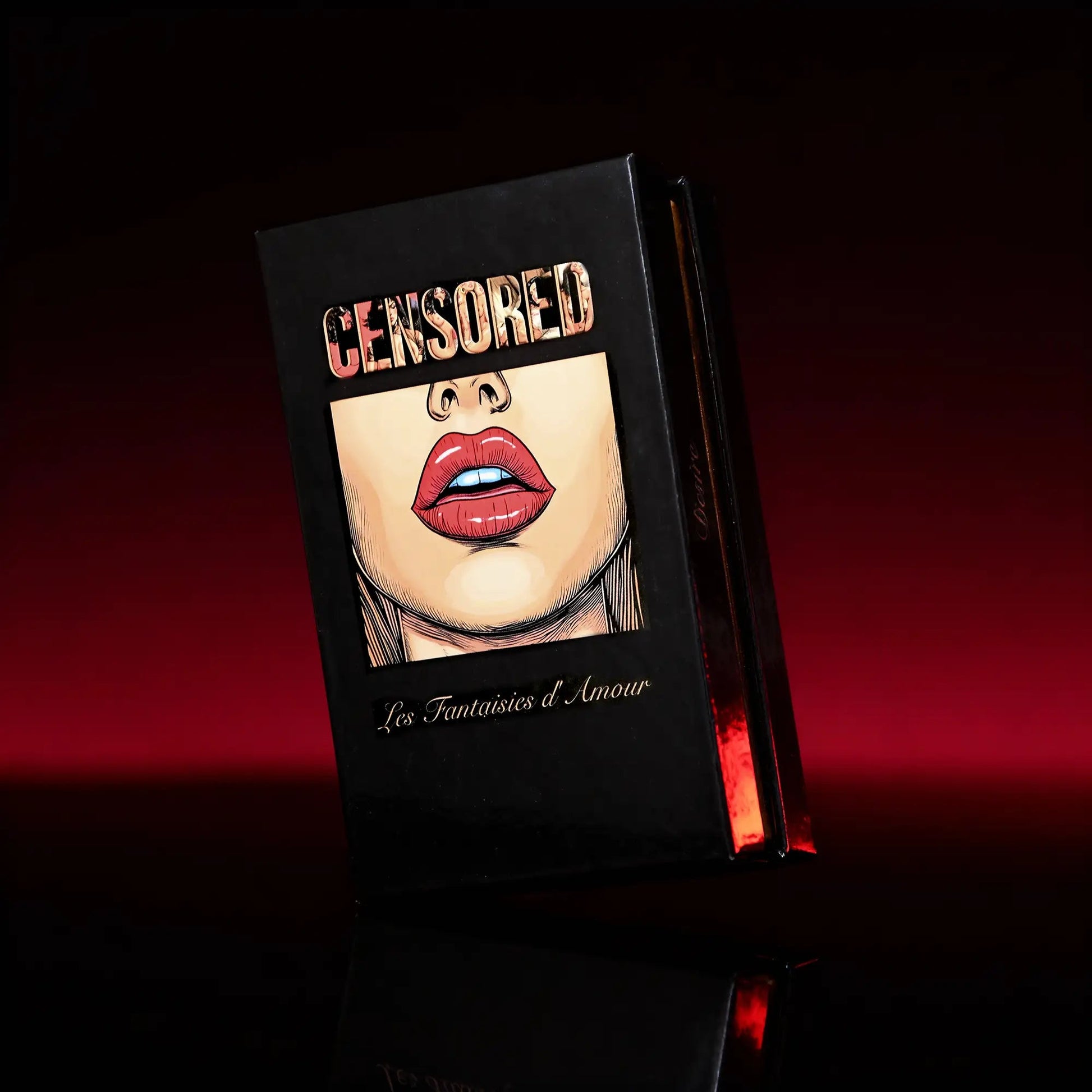 Les Fantaisie d’Amour (Tarot - Manara, 78 cards, Gold Metallic Foil, Black EDGE, Linen Finish) - ManeoShop