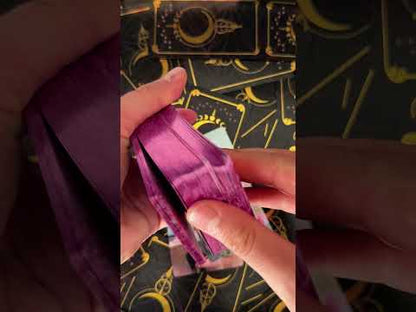 La Petite Flamme (Tarot-Manara, 81 Cards, 350gsm Linen, Pink Gilded Edges, Collector’s Box, Guidebook)